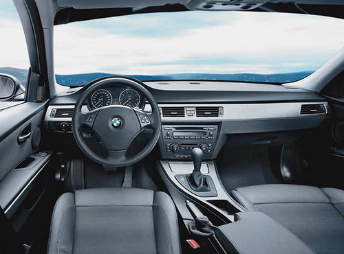BMW 330 xDrive. Фото carclub.ru