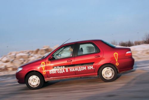 Fiat Albea. Фото Игоря Кузнецова, 5 колесо