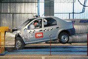 Renault Logan (краш-тест Авторевю)