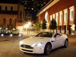 Aston Martin V8 Vantage родстер