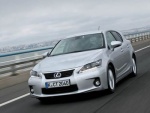 Lexus CT 200h. Фото Валерия Арутина и компании Lexus с сайта autoreview.ru