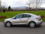 Mazda 3 седан