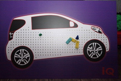 Toyota iQ. Фото Антона Уханова, Лента.ру Toyota iQ. Фото Антона Уханова, Лента.ру