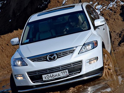 Mazda CX-9. Фото Александра Страхова-Баранова с сайта media.club4x4.ru Mazda CX-9. Фото Александра Страхова-Баранова с сайта media.club4x4.ru