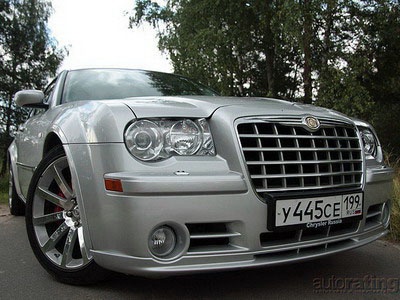Chrysler 300C SRT8. Фото с сайта autorating.ru Chrysler 300C SRT8. Фото с сайта autorating.ru