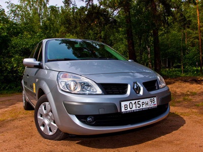 Renault Scenic. Фото Романа Останина с сайта kolesa.ru Renault Scenic. Фото Романа Останина с сайта kolesa.ru