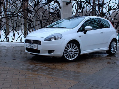 FIAT Grande Punto. Фото с сайта autonews.ru FIAT Grande Punto. Фото с сайта autonews.ru