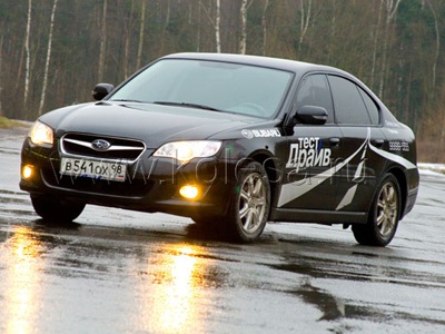 Subaru Legacy. Фото Романа Останина с сайта kolesa.ru Subaru Legacy. Фото Романа Останина с сайта kolesa.ru