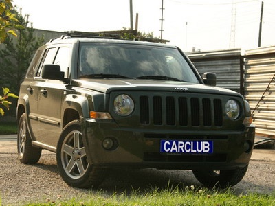 Jeep Liberty. Фото с сайта carclub.ru. Jeep Liberty. Фото с сайта carclub.ru.
