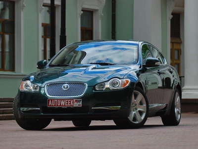 Jaguar XF. Фото Дарьи Сорокиной и Романа Мартынова с сайта AutoWeek.ru. Jaguar XF. Фото Дарьи Сорокиной и Романа Мартынова с сайта AutoWeek.ru.