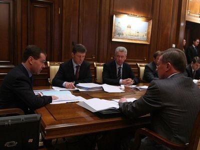 Совещание по вопросам строительства объектов транспортной инфраструктуры. Фото пресс-службы Президента России Совещание по вопросам строительства объектов транспортной инфраструктуры. Фото пресс-службы Президента России