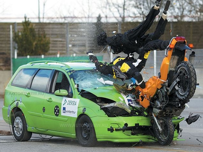 Фото Юрия Ветрова и DEKRA с сайта autoreview.ru Фото Юрия Ветрова и DEKRA с сайта autoreview.ru