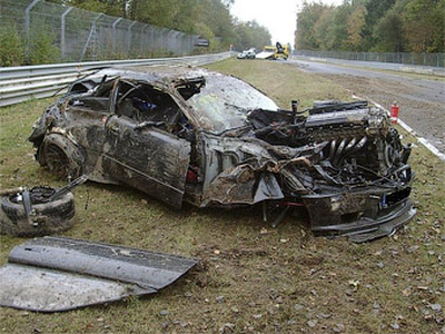 Одна из аварий на Нюрбургринге. Фото с сайта topspeed.com Одна из аварий на Нюрбургринге. Фото с сайта topspeed.com
