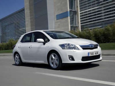 Toyota Auris Hybrid. Фото Toyota Toyota Auris Hybrid. Фото Toyota