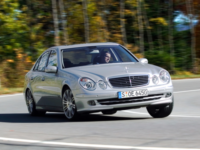 Mercedes-Benz E-Class. Фото Mercedes-Benz Mercedes-Benz E-Class. Фото Mercedes-Benz