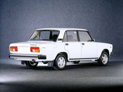 Lada 2105. Фото АвтоВАЗ Lada 2105. Фото АвтоВАЗ