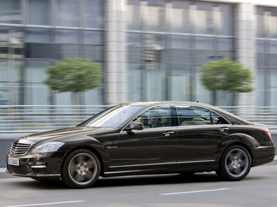 Mercedes-Benz S63 AMG. Фото Mercedes-Benz Mercedes-Benz S63 AMG. Фото Mercedes-Benz