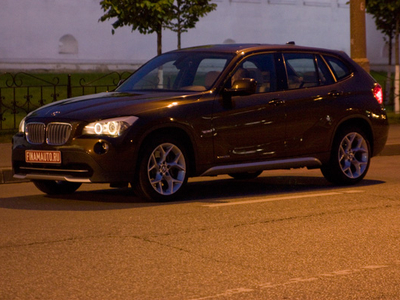 BMW X1. Фото Владимира Лебедева с сайта finamauto.ru BMW X1. Фото Владимира Лебедева с сайта finamauto.ru