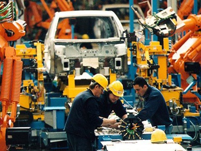 Сборочный конвейер. Фото Ford Сборочный конвейер. Фото Ford