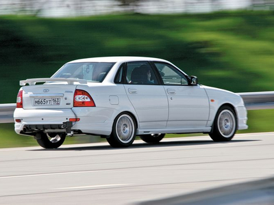 Lada Priora TMS. Фото Григория Голышева и Сергея Знаемского с сайта autoreview.ru Lada Priora TMS. Фото Григория Голышева и Сергея Знаемского с сайта autoreview.ru