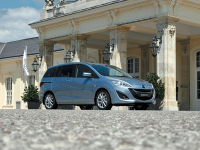 Mazda 5. Фото Олега Растегаева с сайта autoreview.ru Mazda 5. Фото Олега Растегаева с сайта autoreview.ru