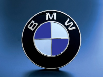 Логотип BMW Логотип BMW