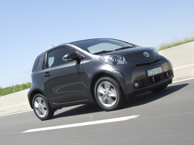 Toyota iQ. Фото Toyota Toyota iQ. Фото Toyota