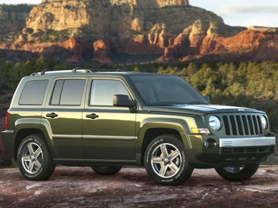 Jeep Liberty. Фото Chrysler Jeep Liberty. Фото Chrysler