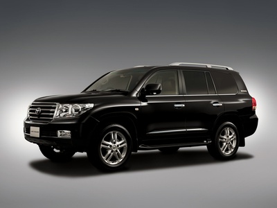 Toyota Land Cruiser 200 "60th Anniversary". Фото Toyota Toyota Land Cruiser 200 "60th Anniversary". Фото Toyota