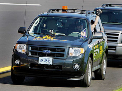 Марк Риккобоно за рулем Ford Escape. Фото NFB Марк Риккобоно за рулем Ford Escape. Фото NFB