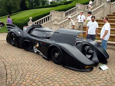 Бэтмобиль от Putsch Racing. Фото с сайта autoblog.com Бэтмобиль от Putsch Racing. Фото с сайта autoblog.com