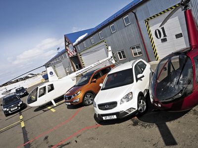 Skoda Yeti, Suzuki Grand Vitara, Kia Sportage и SsangYong Actyon. Фото Степана Шумахера и Никиты Гудкова с сайта autoreview.ru Skoda Yeti, Suzuki Grand Vitara, Kia Sportage и SsangYong Actyon. Фото Степана Шумахера и Никиты Гудкова с сайта autoreview.ru