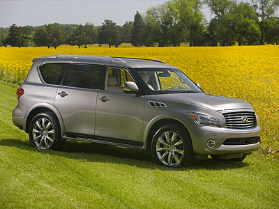 Infiniti QX с двигателем V8 Infiniti QX с двигателем V8