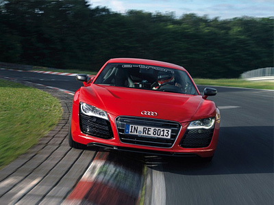 Audi R8 E-tron на Нюрбургринге Audi R8 E-tron на Нюрбургринге