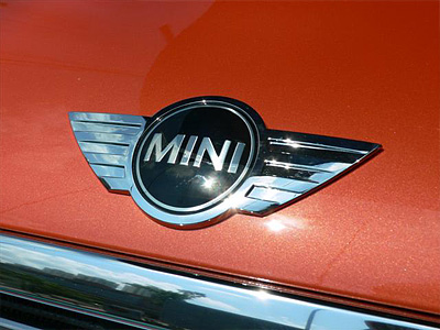 Логотип MINI Логотип MINI