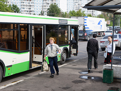 Автобус на Варшавском шоссе Автобус на Варшавском шоссе