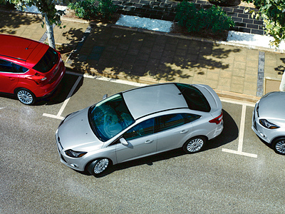 Ford Focus на парковке Ford Focus на парковке