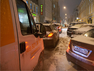 Последствия снегопада в Москве Последствия снегопада в Москве