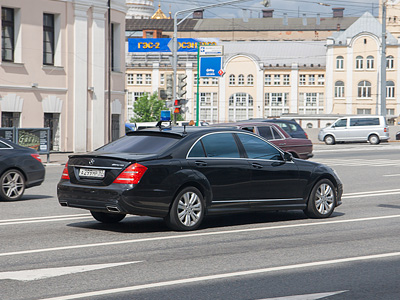Депутатский Mercedes-Benz S 63 AMG L Депутатский Mercedes-Benz S 63 AMG L