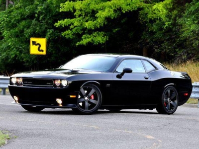 Dodge Challenger SRT8 Pitch Black Dodge Challenger SRT8 Pitch Black