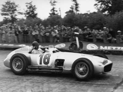 Mercedes-Benz W196. Mercedes-Benz W196.