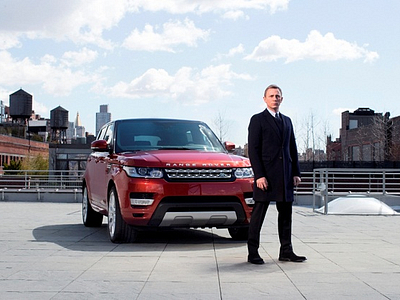 Дэниел Крейг на фоне нового Range Rover Sport Дэниел Крейг на фоне нового Range Rover Sport