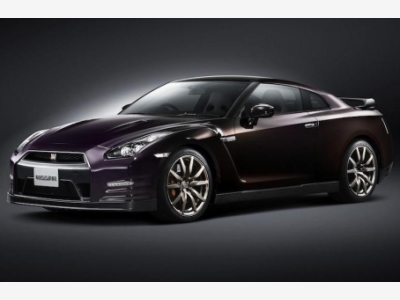 Nissan GT-R Midnight Opal Nissan GT-R Midnight Opal