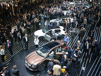 Mercedes-Benz GLA-класса на автосалоне во Франкфурте Mercedes-Benz GLA-класса на автосалоне во Франкфурте