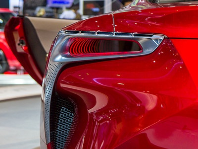 Фрагмент экстерьера концепт-кара Lexus LF-LC Фрагмент экстерьера концепт-кара Lexus LF-LC