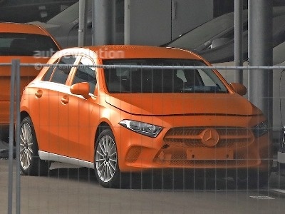 Облик седана и хэтчбека Mercedes-Benz A-Class полностью раскрыт