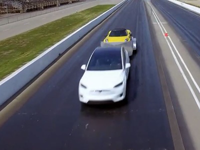 Видео: Alfa Romeo становится быстрее верхом на Tesla Model X