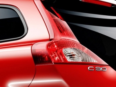 Volvo C30. Адаптивные стоп-сигналы Volvo C30. Адаптивные стоп-сигналы