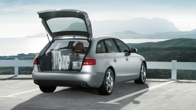 Audi A4 универсал. Крышка багажника с электроприводом Audi A4 универсал. Крышка багажника с электроприводом