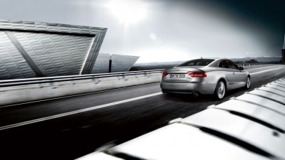 Audi A5 купе. Ассистент сохранения полосы движения - Audi lane assist Audi A5 купе. Ассистент сохранения полосы движения - Audi lane assist